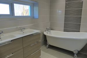 Master bathroom claw bath- click for photo gallery